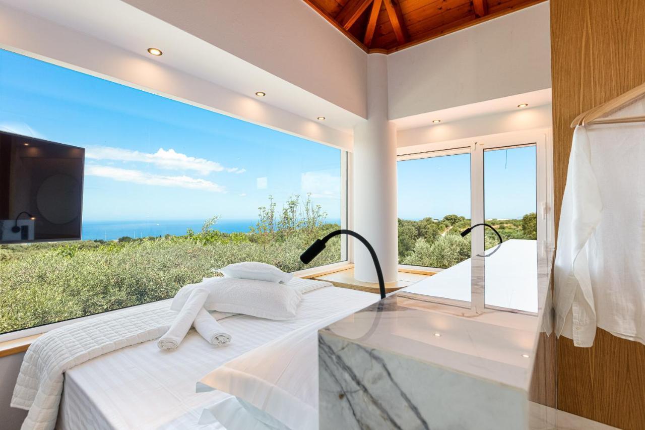 Thetree Villa, With Heated Pool & Spa Whirlpool Gállos Exterior foto
