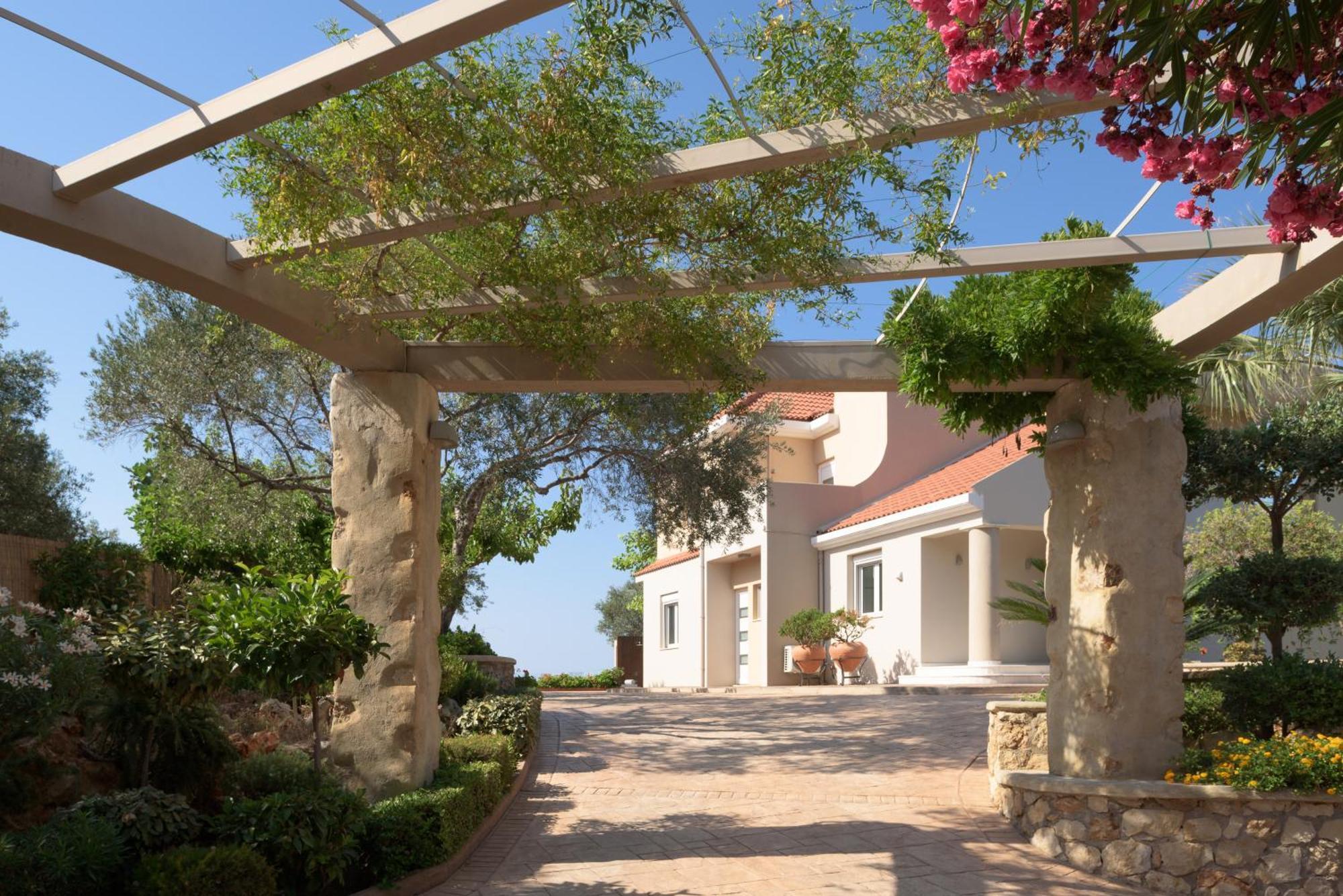 Thetree Villa, With Heated Pool & Spa Whirlpool Gállos Exterior foto