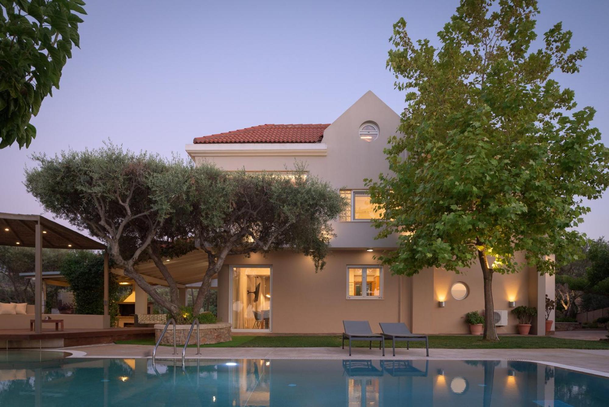 Thetree Villa, With Heated Pool & Spa Whirlpool Gállos Exterior foto