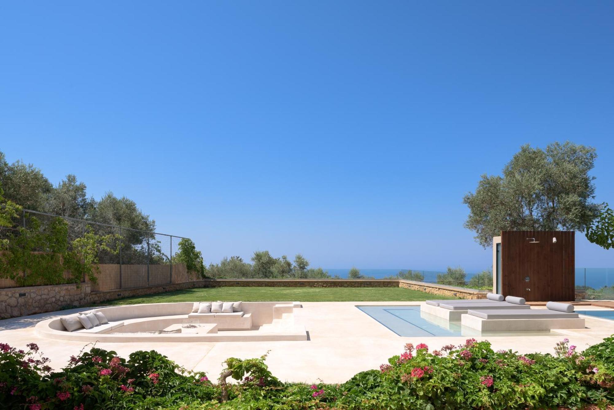 Thetree Villa, With Heated Pool & Spa Whirlpool Gállos Exterior foto
